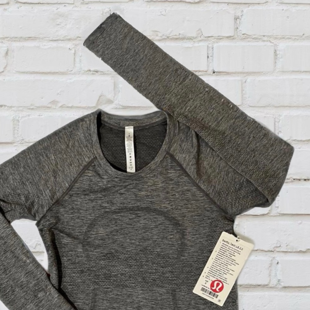 NWT - Swiftly Tech Long-Sleeve Shirt 2.0 - size: 6-